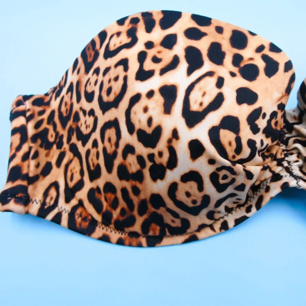Victorias Secret 34B Leopard Smooth Underwired Bandeau Bikini Top Strapless Swim